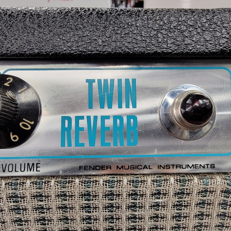 USED 1973 Fender Twin Reverb Silverface 2-Channel 100-Watt 2x12" Guitar Amp
